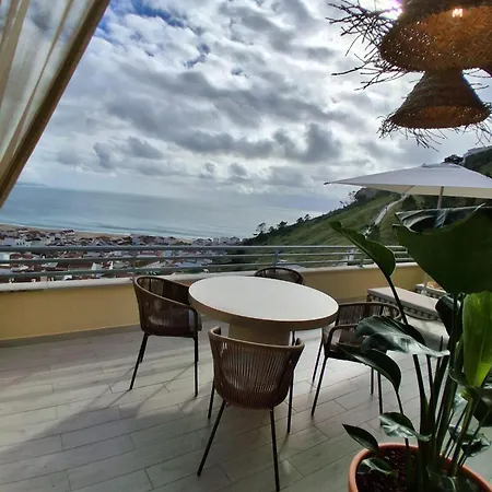 Sweet Penthouse Apartment Nazare